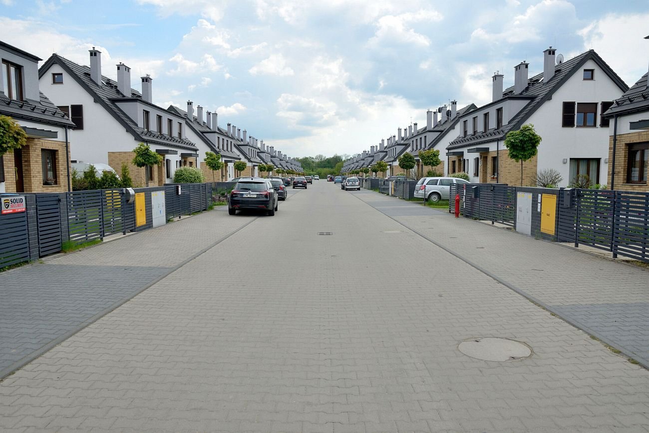 Jedno w wrocławskich osiedli domków