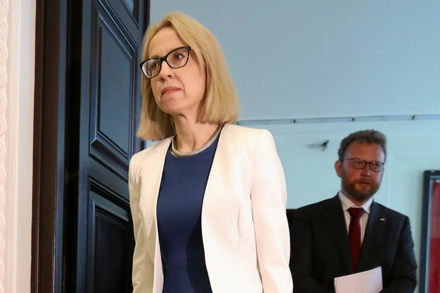 Minister finansów Teresa Czerwińska. Formalnie to ona postawiła weto wobec propozycji podwyżki płac minimalnych w 2019 r.