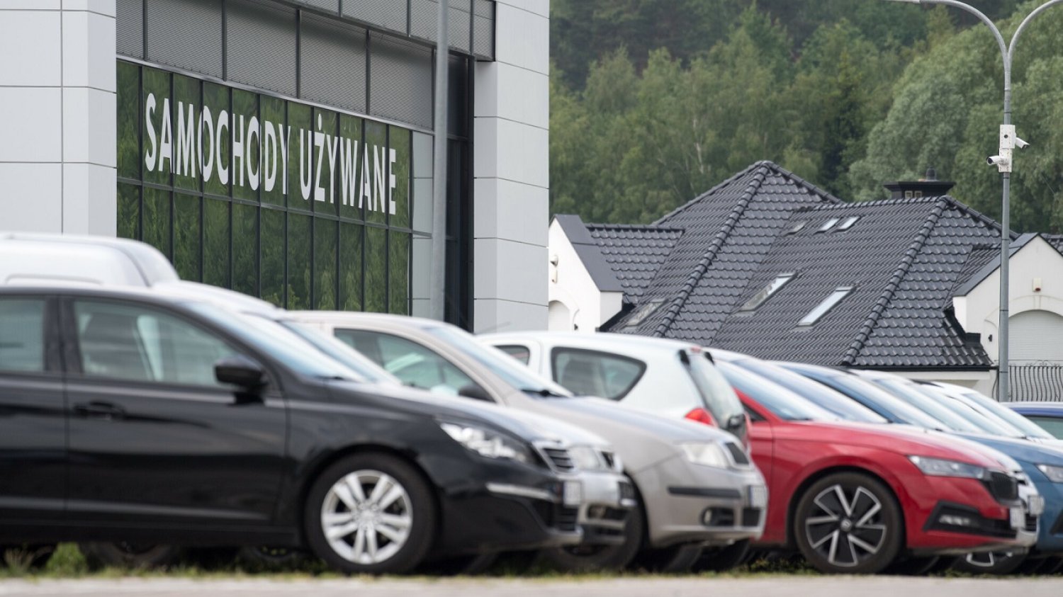 W Warszawie po raz kolejny można kupić odholowany samochód