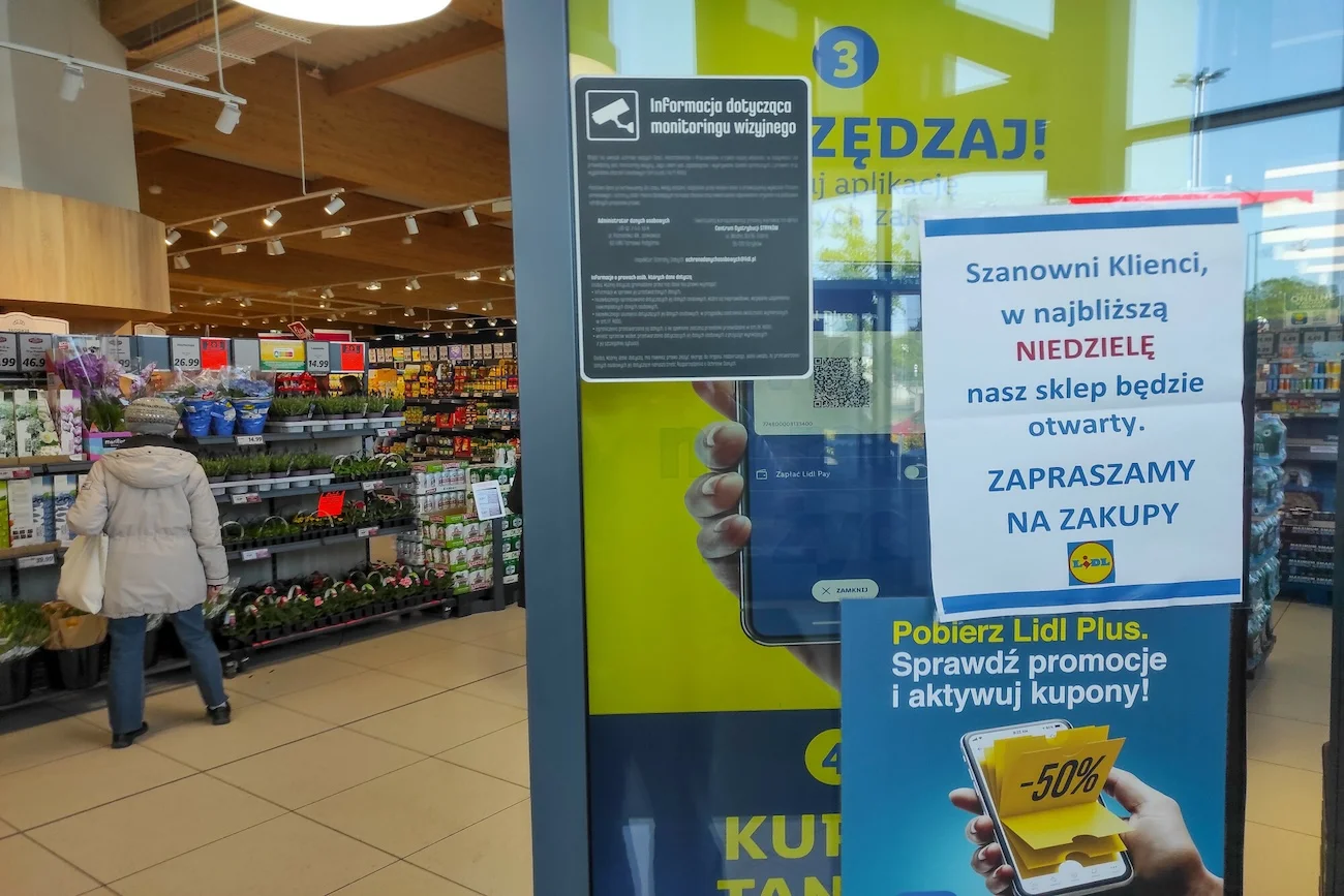 Zakaz handlu w niedziele – wyniki badania wśród pracowników sieci handlowych