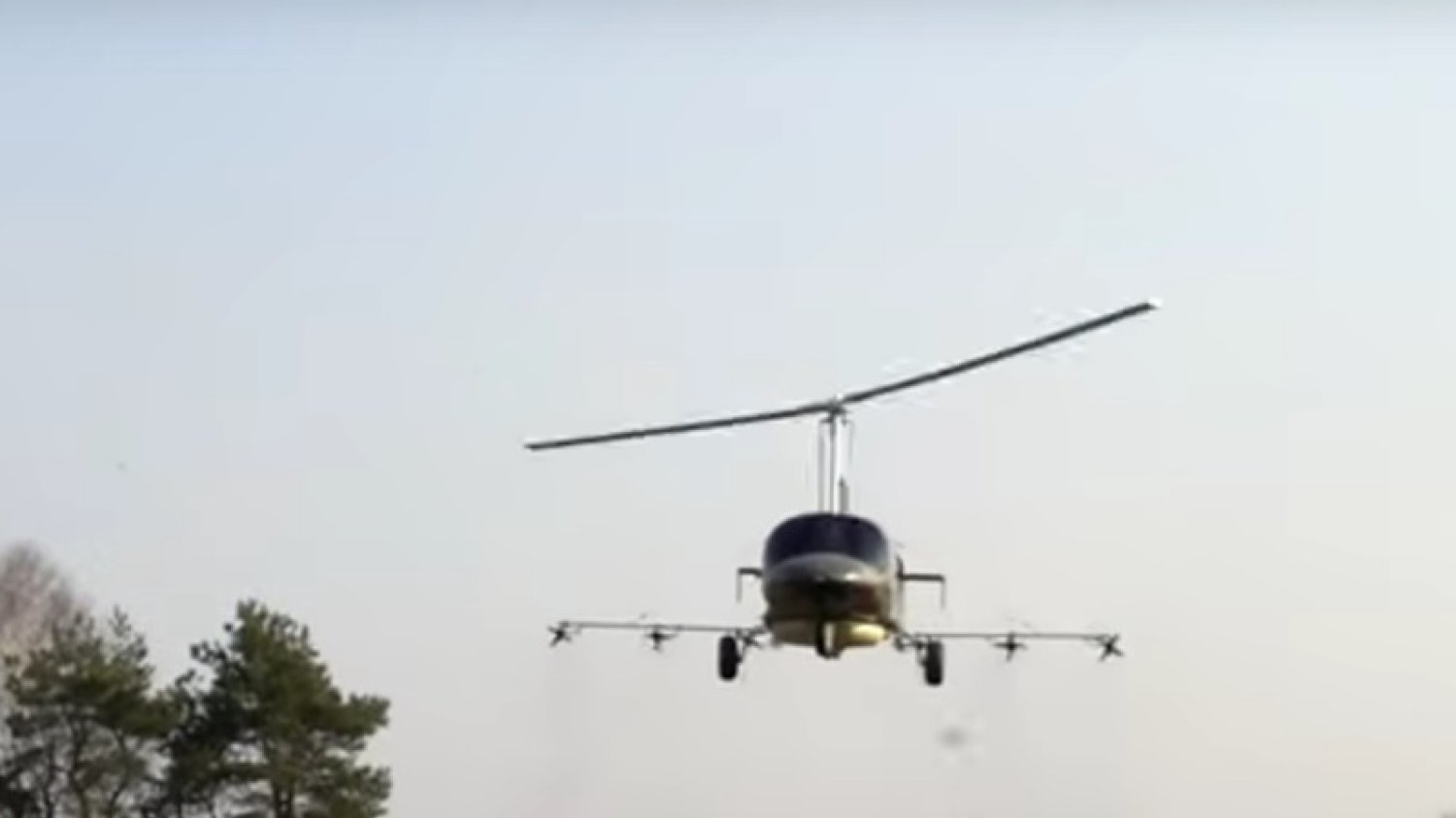 Jeden z wiatrakowców firmy Aviation Artur Trendak.