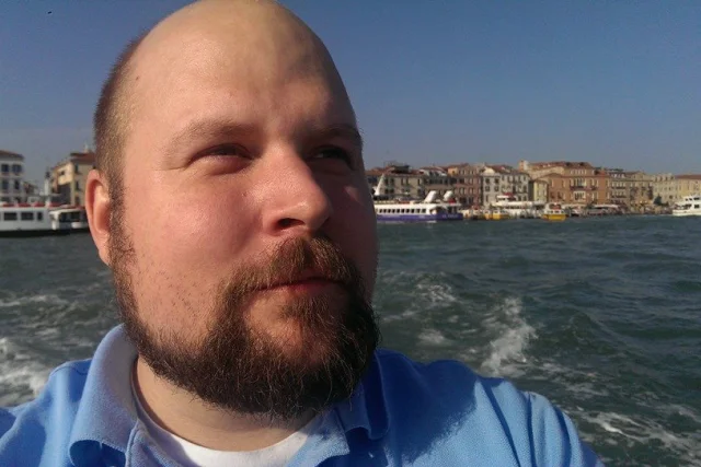 Podpis pod tym zdjęciem na Facebooku brzmi: "Pogoda w Wenecji jest zbyt piękna"