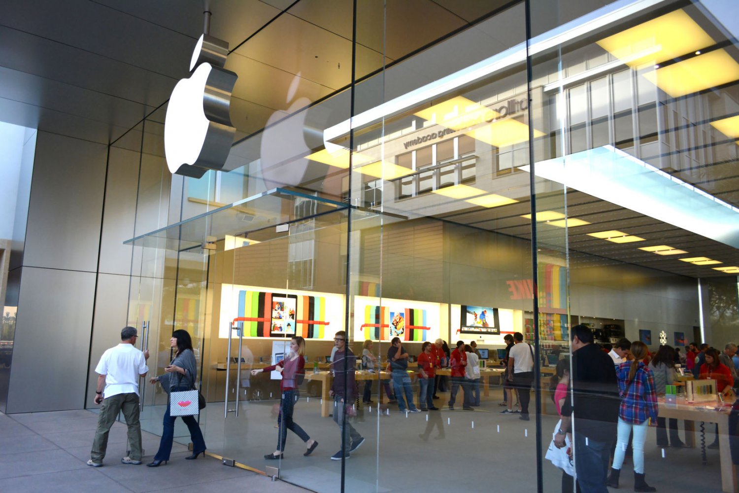 Apple zostało oskarżone o naruszenie znaku towarowego