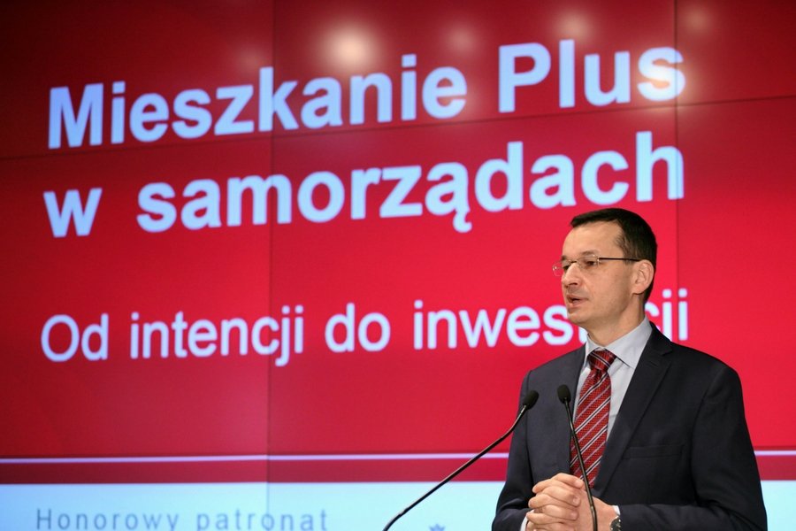 Premier Mateusz Morawiecki jako wicepremier w gabinecie Beaty Szydło był jednym z kluczowych promotorów programu Mieszkanie Plus.