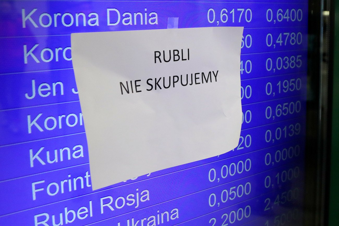 Agencje ratingowe obniżają ratingi Rosji