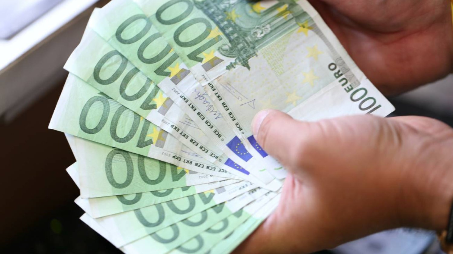 Nastolatkowie drukowali fałszywe banknoty