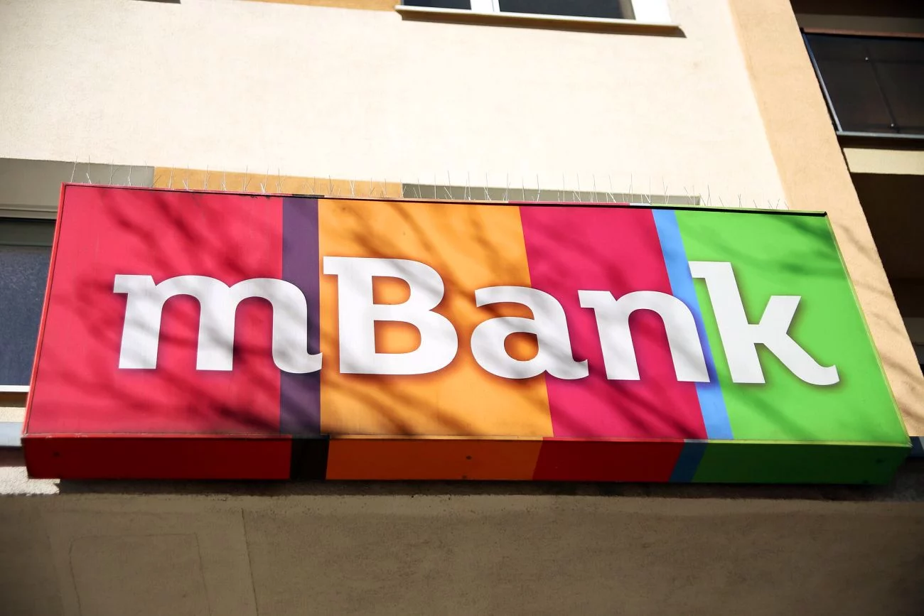 mBank obiecał naprawić błąd i zdjąć 2 miliony długu z konta pana Karola