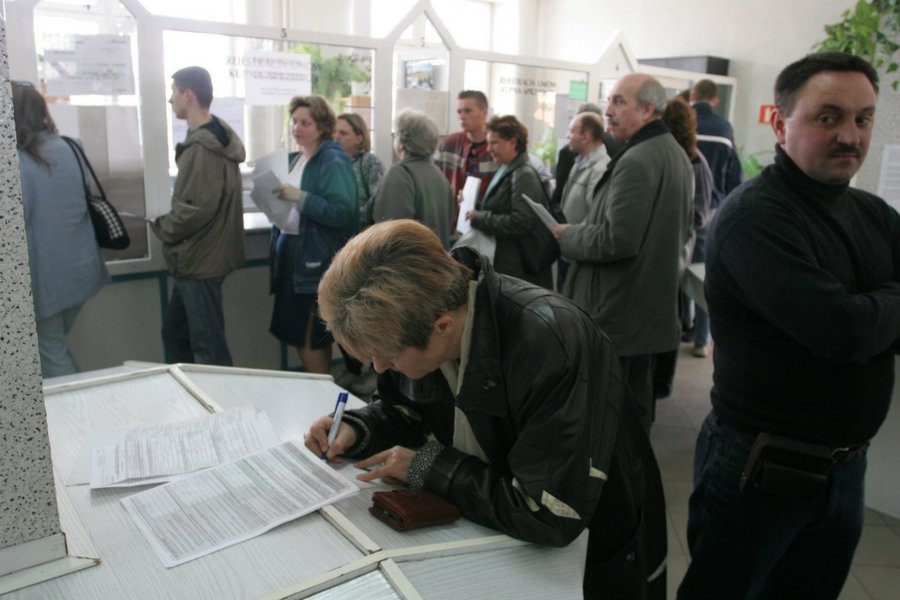 Inspektorzy fiskusa mogą kwestionować zapisy umów nawet sprzed pięciu lat.