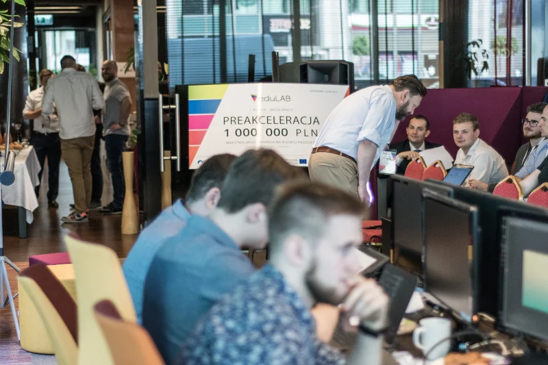 Jak dotąd spośród 400 zgłoszonych start-upów wsparciem akceleratora zostały objęte trzy technologiczne firmy