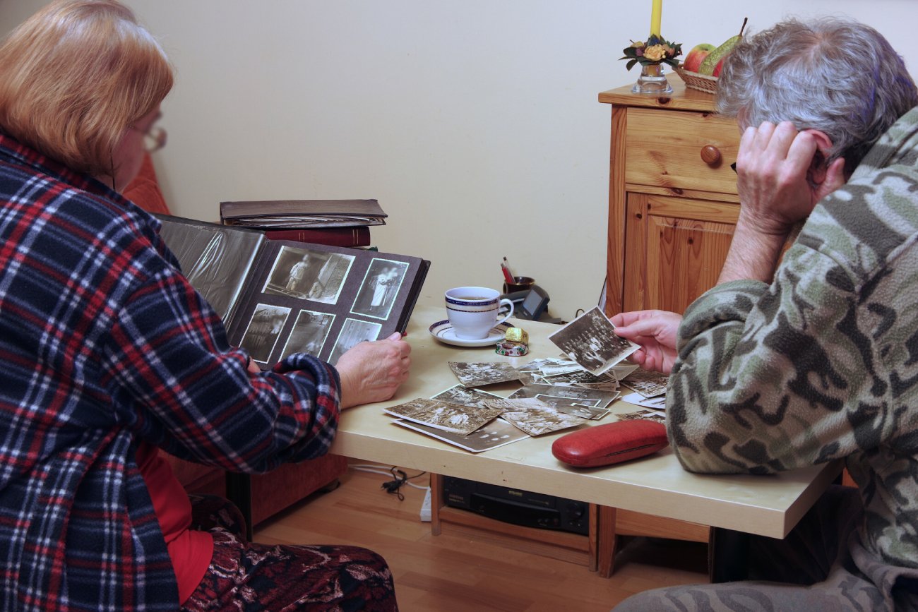 Wiek emerytalnywynosi 65 lat dla mężczyzn i 60 lat dla kobiet