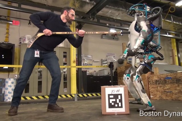 Atlas, najnowsze dzieło Boston Dynamics, należy do kolejnej genreacji humanoidalnych robotów.