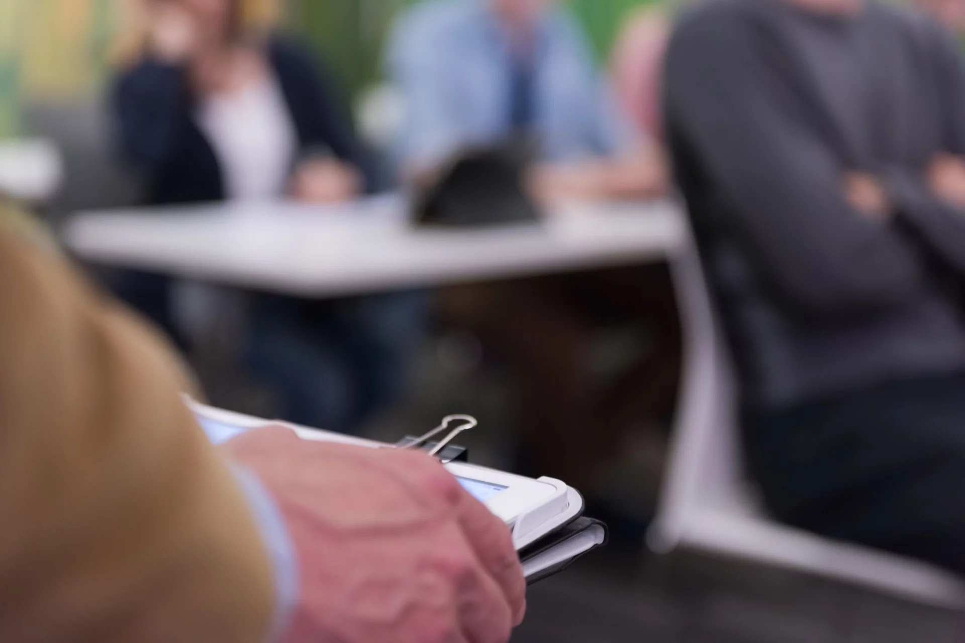 Mentorami w programie są topowi polscy menedżerowie i autorytety ze świata biznesu, mediów i NGO.