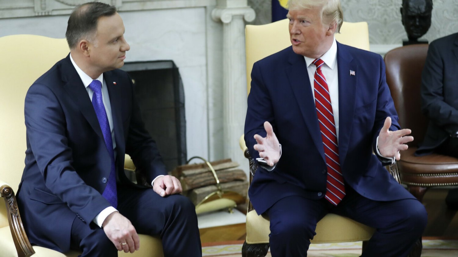 "Ameryka znów stanie się krajem produkcji i będziemy mieć coś, czego nie będzie miał żaden inny kraj produkcyjny – największe zasoby ropy naftowej i gazu ze wszystkich krajów na Ziemi."