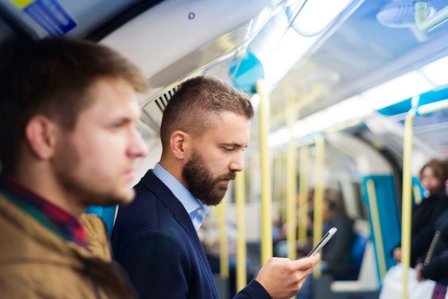 Szpiegowski wirus trafił na dziesiątki tysięcy smartfonów należących do wpływowych osób, przede wszystkim w krajach zachodnich.