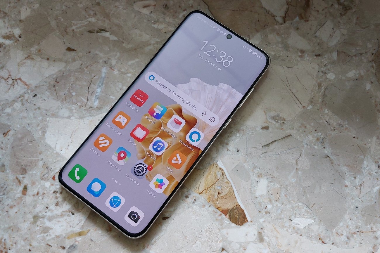 HUAWEI P60 Pro, którego polska premiera odbyła się 9 maja 2023, odpowiada na największe bolączki smartfonowiczów, wynosząc na jeszcze wyższy poziom kluczowe rozwiązania konstrukcyjne i funkcjonalności.