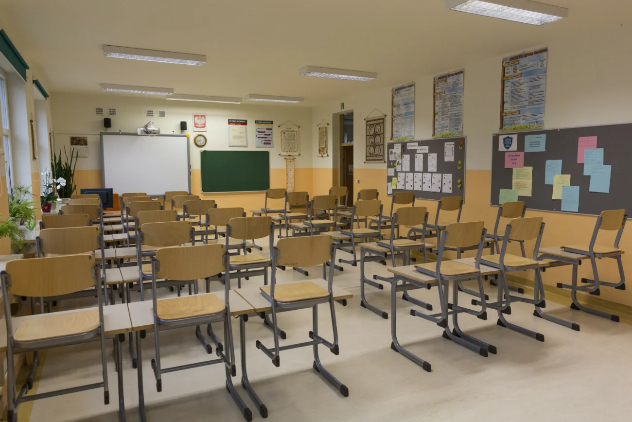 Klasa lekcyjna w szkole podstawowej