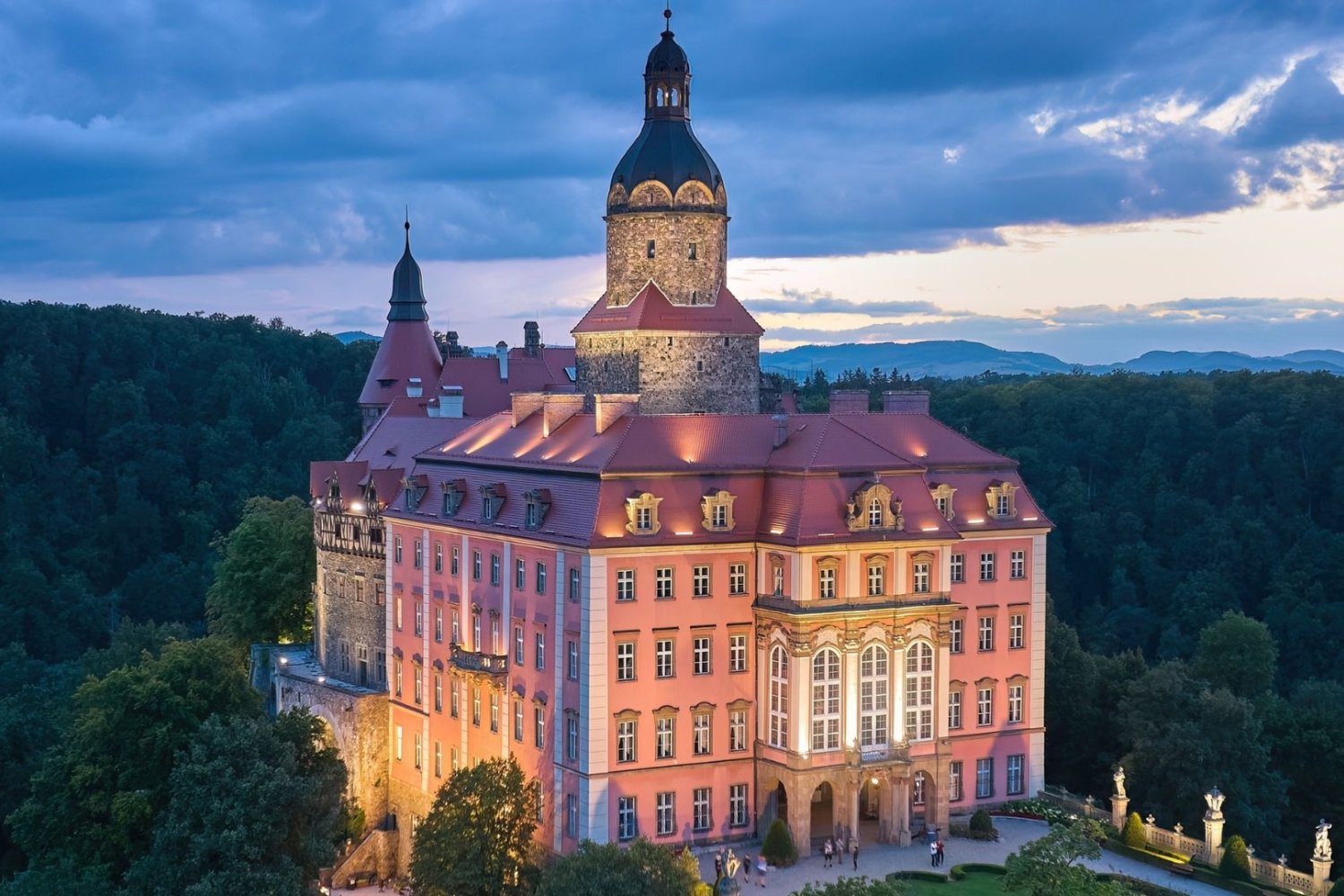 Zamek Książ z Dolnego Śląska do remontu. Cofną zegar przed II wojnę światową Zamek Książ.