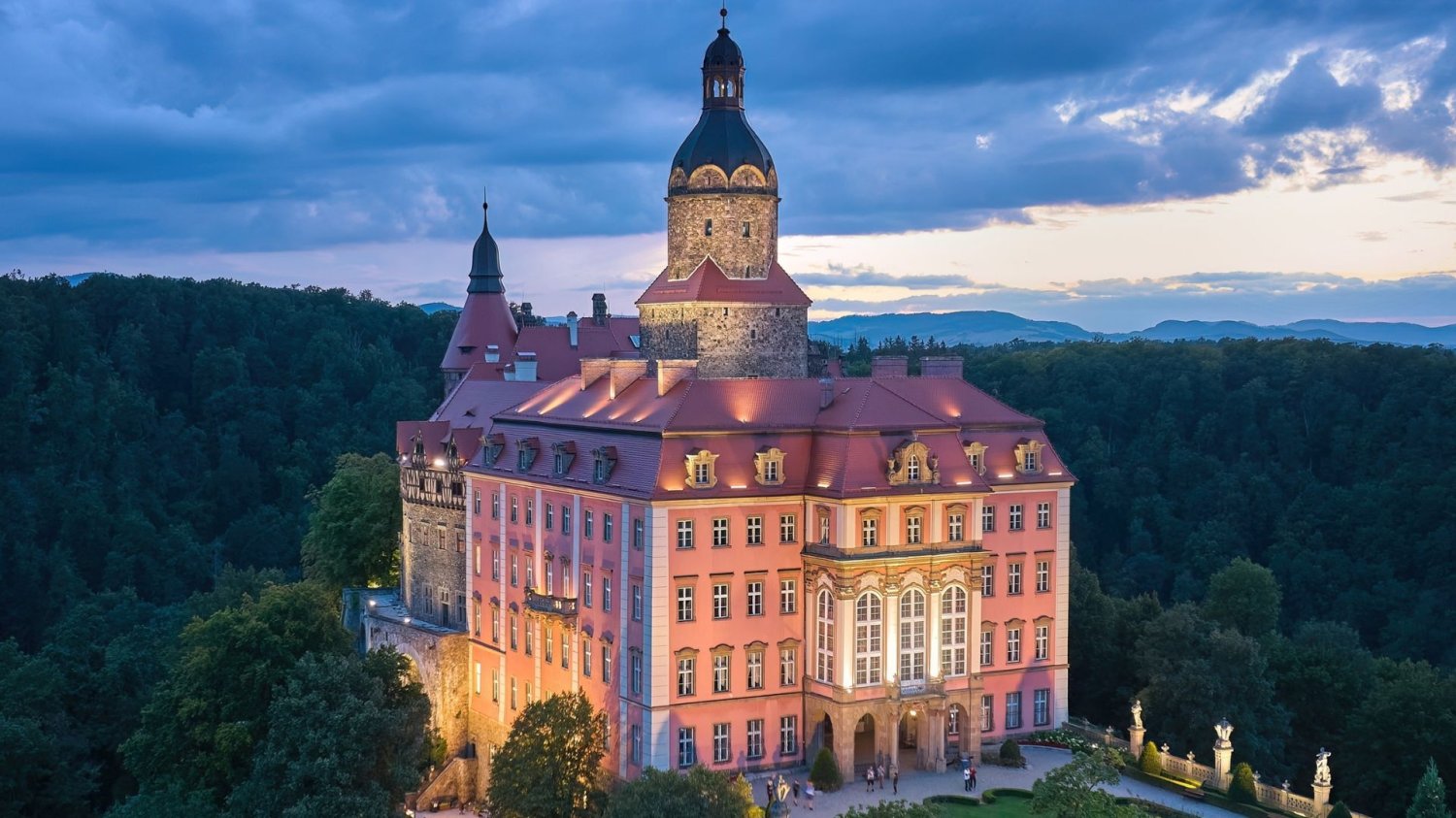 Zamek Książ z Dolnego Śląska do remontu. Cofną zegar przed II wojnę światową Zamek Książ.