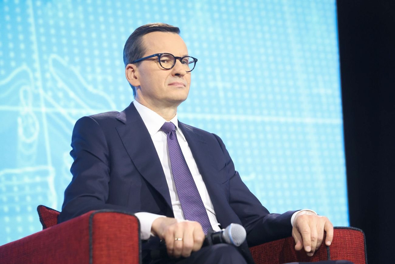 Morawiecki jednoosobowo będzie mógł przesuwać pieniądze z funduszy na spłatę długów Polski