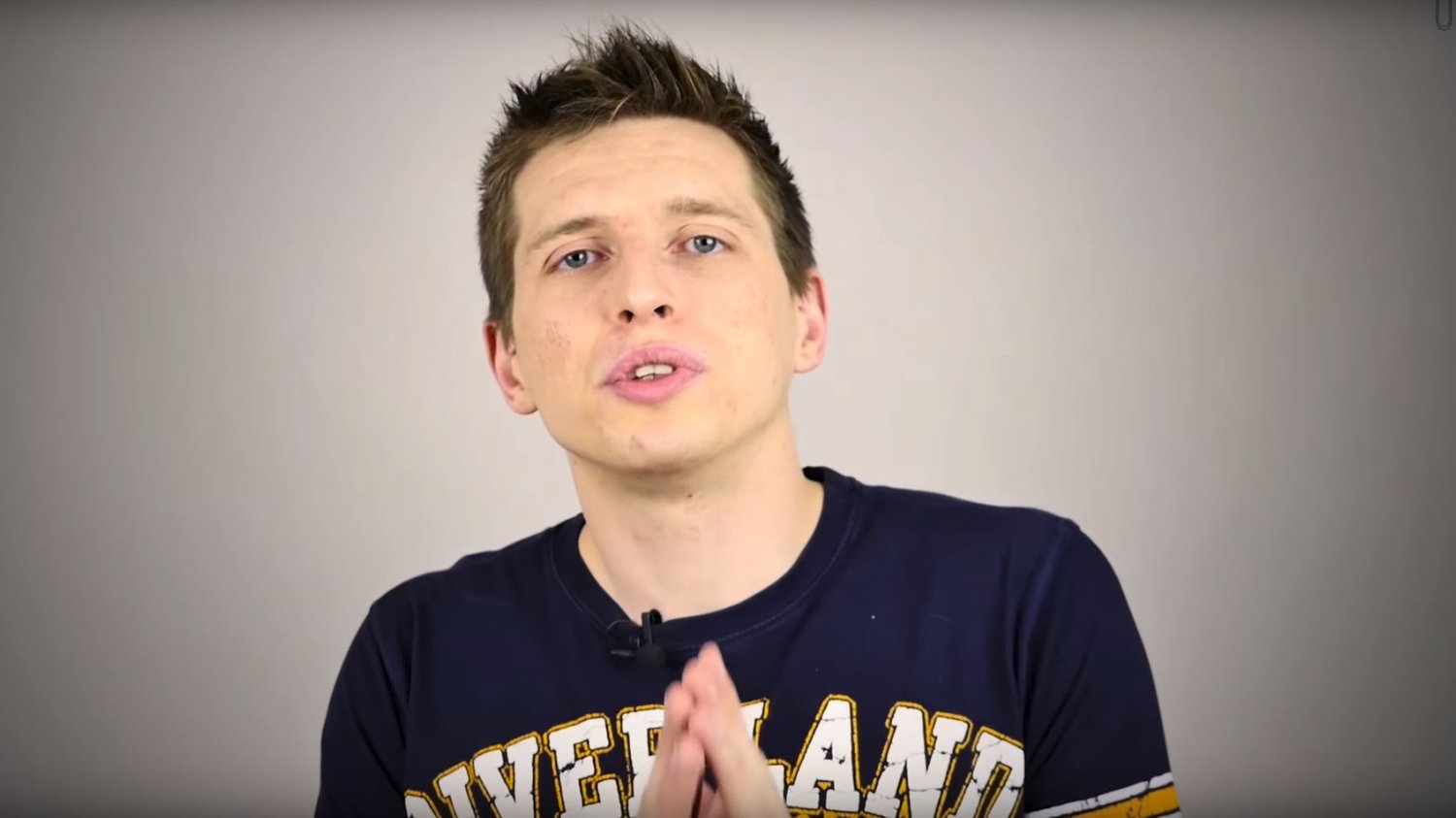 Dawid Myśliwiec, prowadzący kanał Uwaga! Naukowy Bełkot na YouTube, został sponsorem tytularnym drużyny AZS UMCS Lublin.