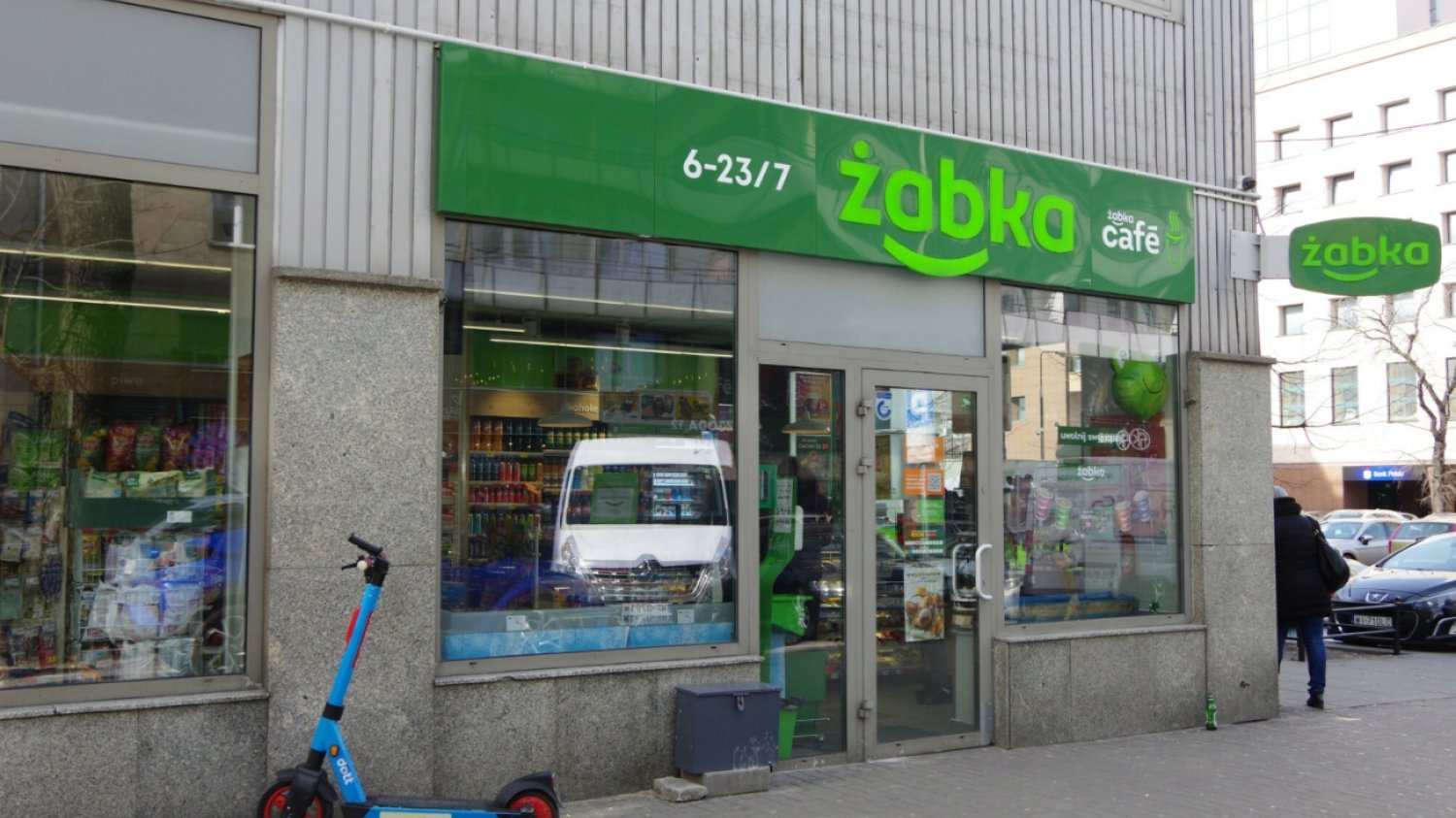 Żabka.