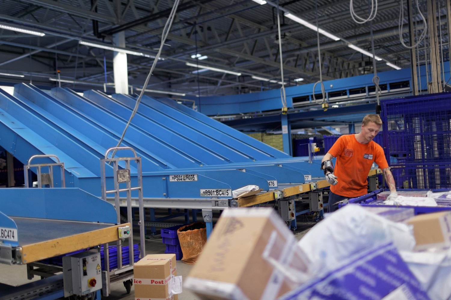 Poczta Polska rozpoczęła przedświąteczną rekrutację pracowników.