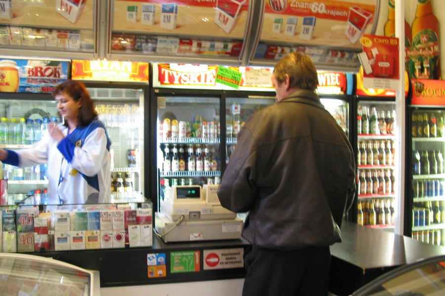 Piwo Stella Artois w butelkach o pojemności 330 ml może być niebezpieczne dla konsumentów. Partia jest wycofywana.