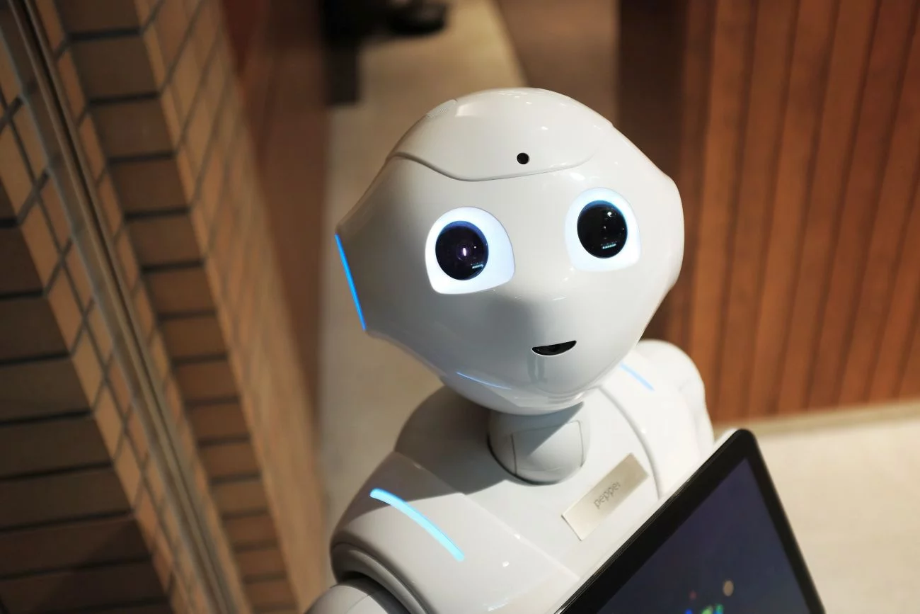 Nowa sztuczna inteligencja od OpenAI jest przełomowa, ale do doskonałości jej daleko
