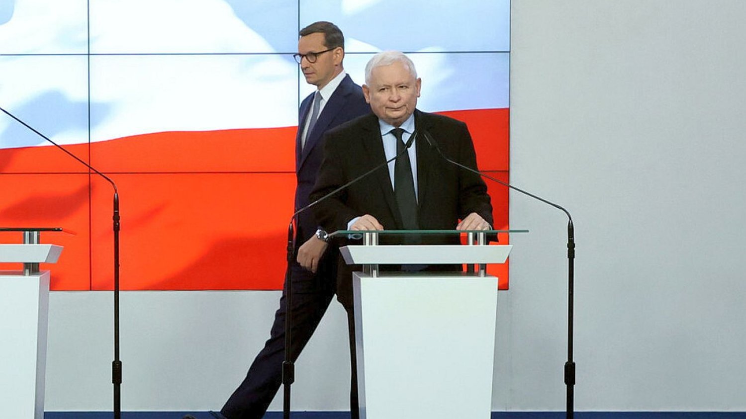Do władz PiS powoli zaczyna dochodzić, że ich paliwo wyborcze się skończyło