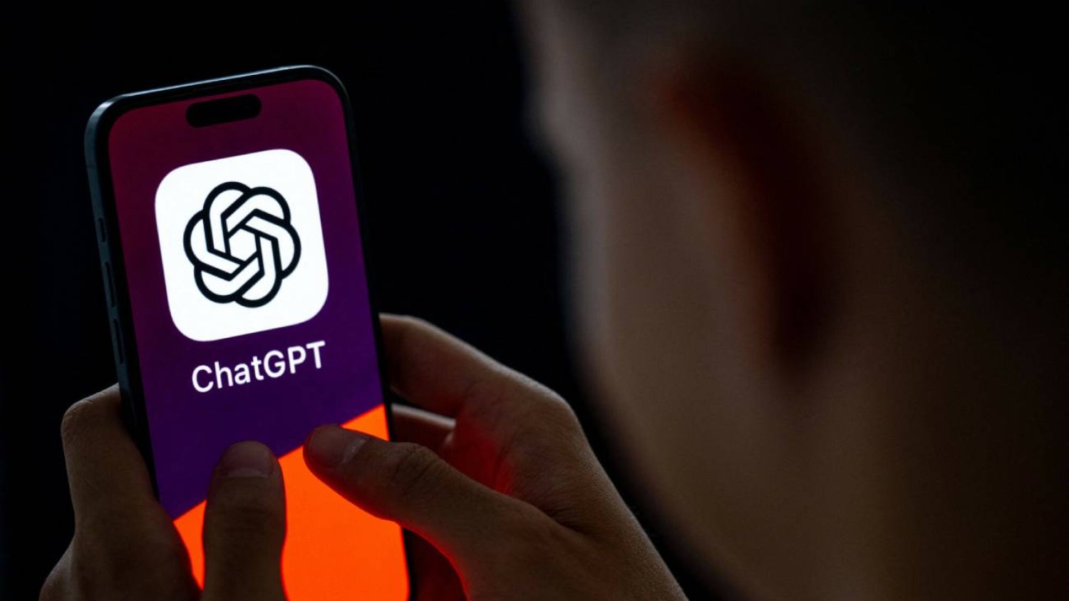 ChatGPT na smartfonie.