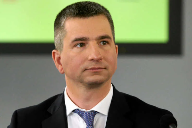 Oficjalnie ministerstwo finansów projektu prezydenta nie krytykuje, ale po cichu próbowało go zablokować