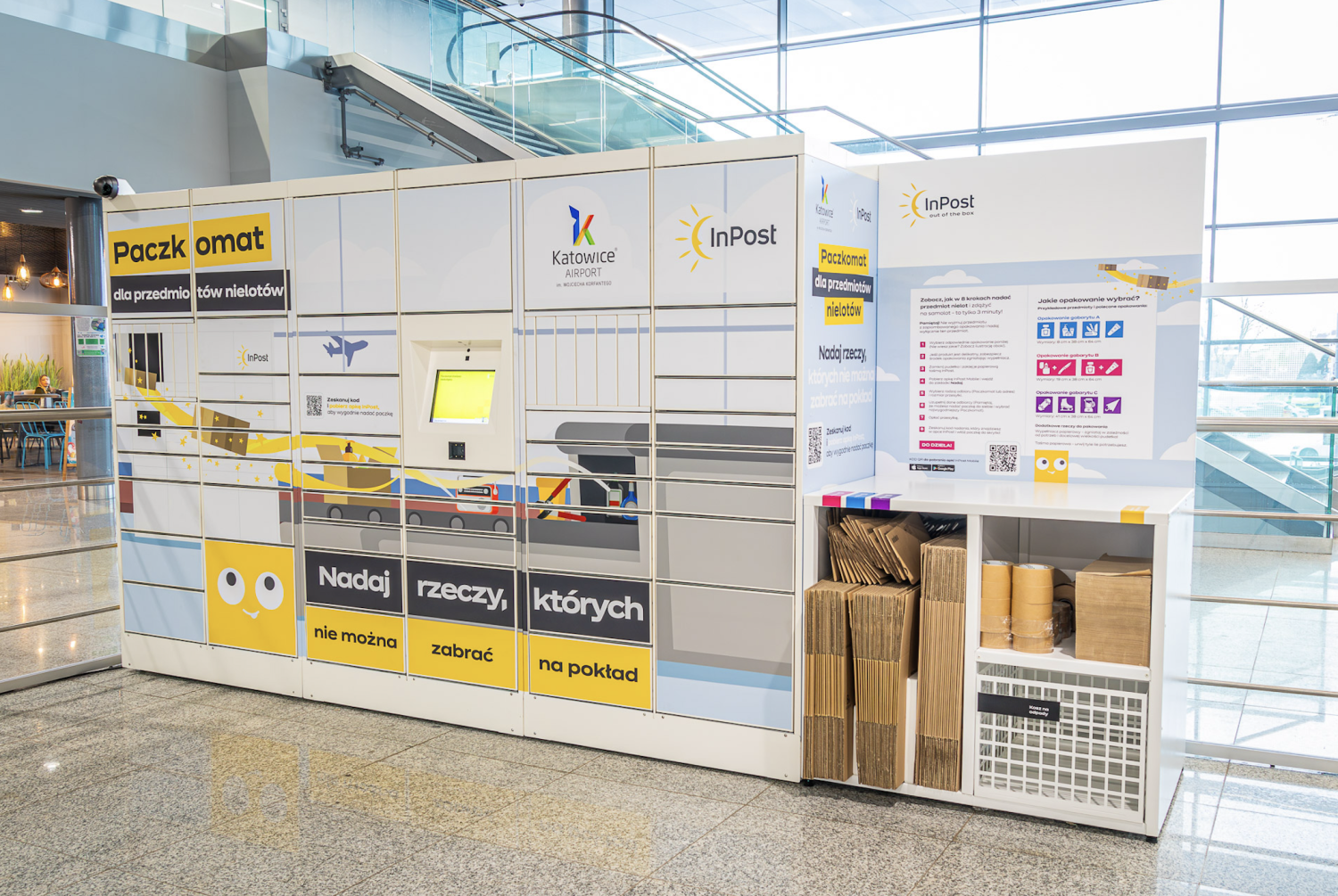 Rewolucyjny paczkomat na lotnisku w Katowicach