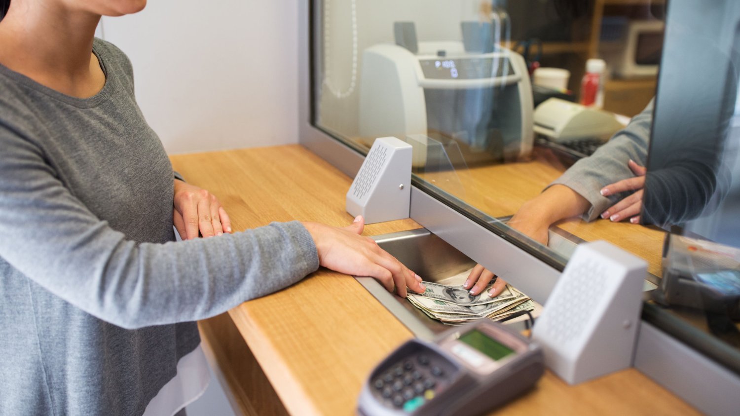 DNB Bank Polska zachęca klientów indywidualnych do zamykania kont, bo chce być "specjalistycznym bankiem korporacyjnym obsługującym największe firmy z wybranych sektorów gospodarki"