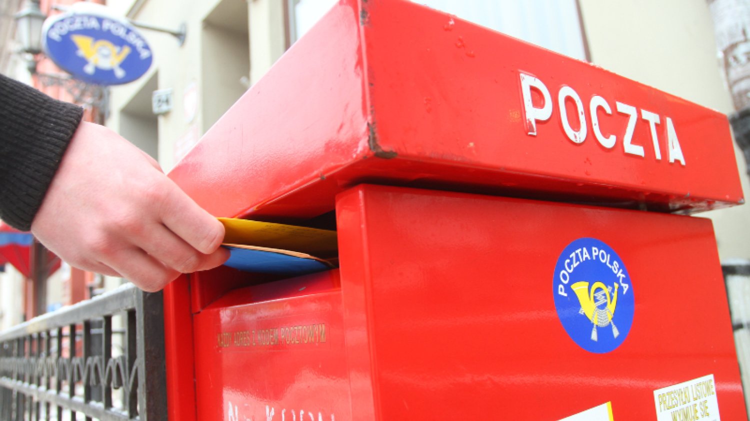 Poczta Polska dostarczy 15 mln ulotek. Każda po 21 groszy.