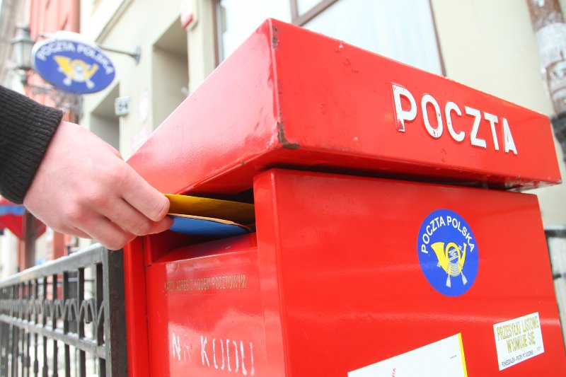 Poczta Polska dostarczy 15 mln ulotek. Każda po 21 groszy.