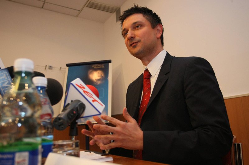 Tomasz Misiak z Work Service.