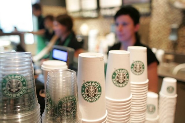 8000 lokali Starbucks zamkniętych, 175 000 pracowników do szkolenia po rasistowskim incydencie