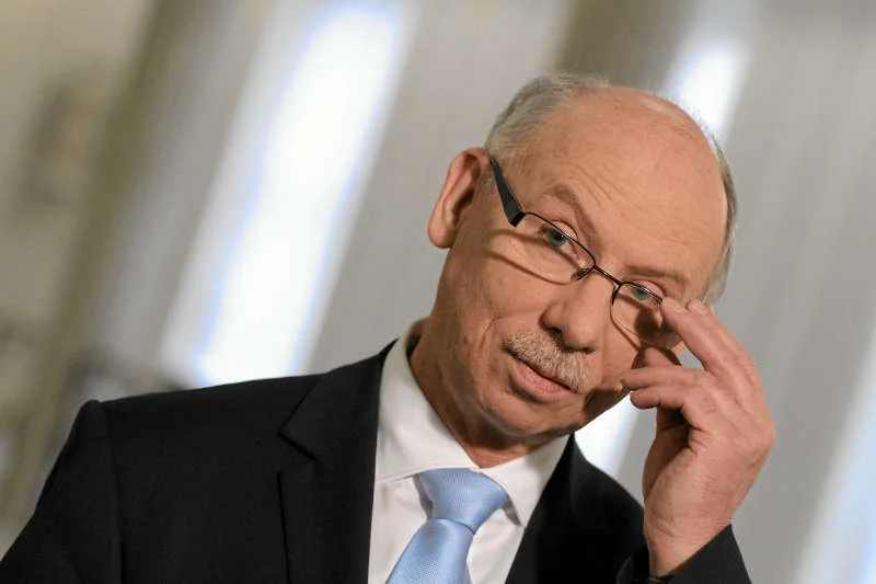 Nie Witold Orłowski, a Janusz Lewandowski został szefem doradców Ewy Kopacz