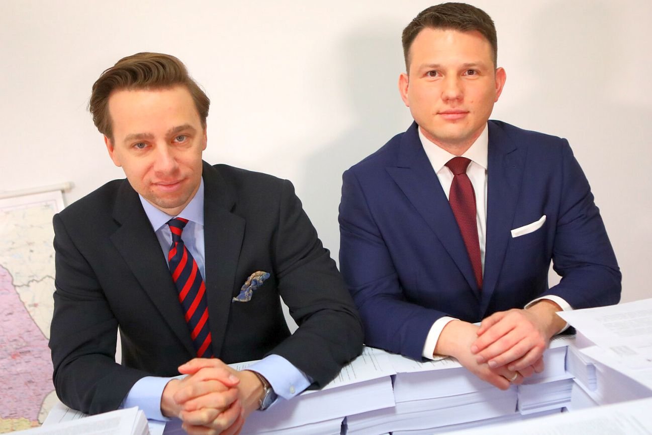 Bosak i Mentzen straszą, że Unia zakaże pomp ciepła. To nieprawda.