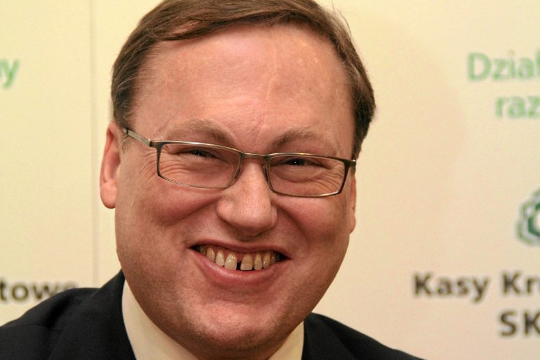 Grzegorz Bierecki, senator PiS i twórca SKOK-ów, zasiada w radzie nadzorczej agencji reklamowej Apella, jednego z udziałowców prawicowej grupy medialnej Fratria.