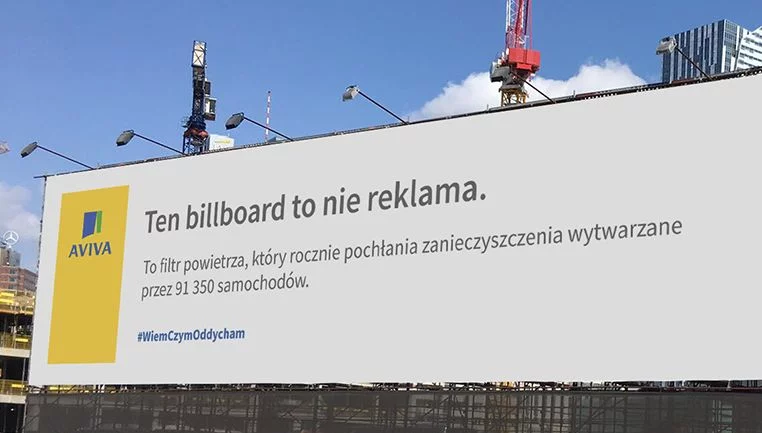Aviva postawiła w stolicy billboard, który jest również filtrem powietrza