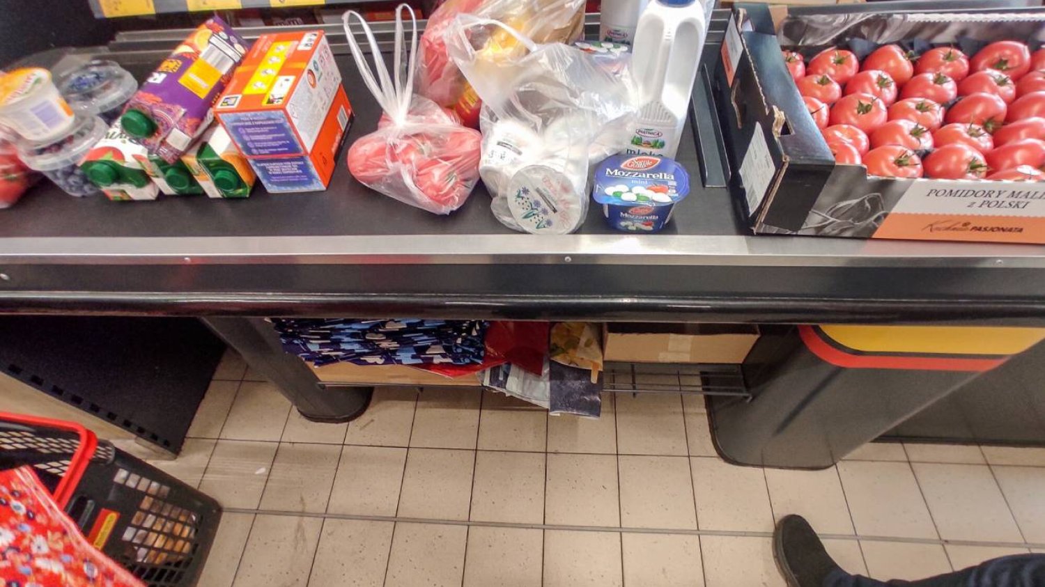 Ile Polacy wydają na jedzenie?