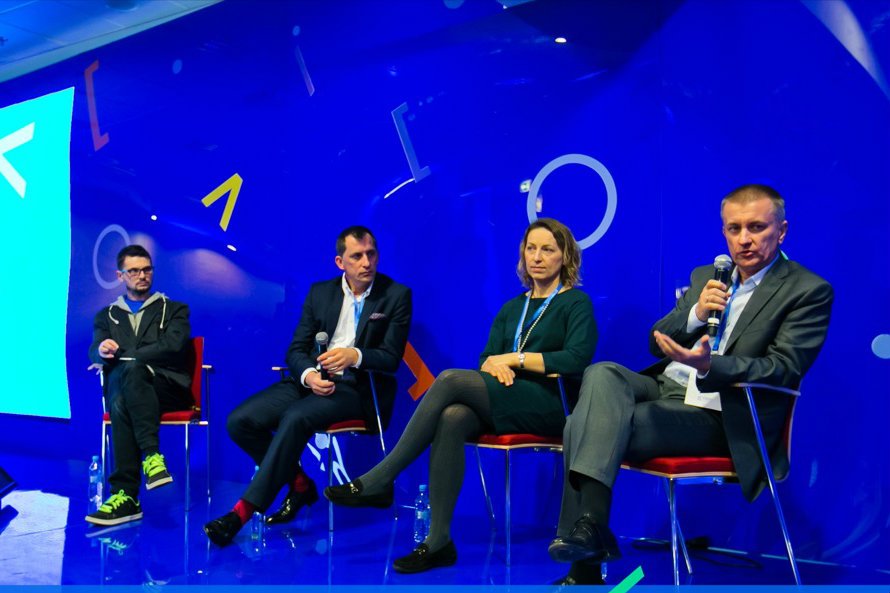 Debata o zawodach przyszłości podczas Code Europe.