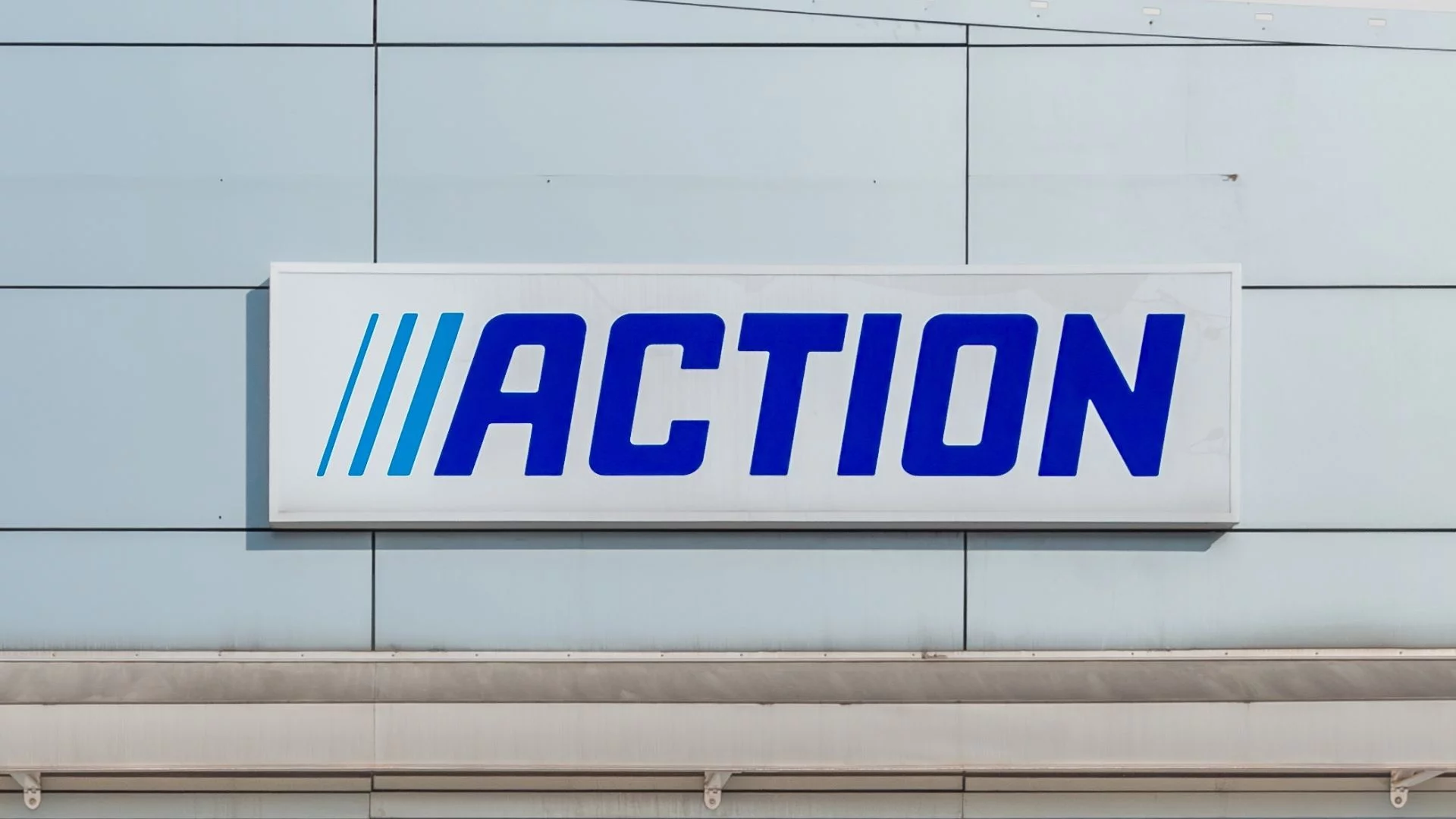 Nowe promocje i obniżki w Action. Idealny prezent na Dzień Ojca kupisz za grosze. Sklep Action.