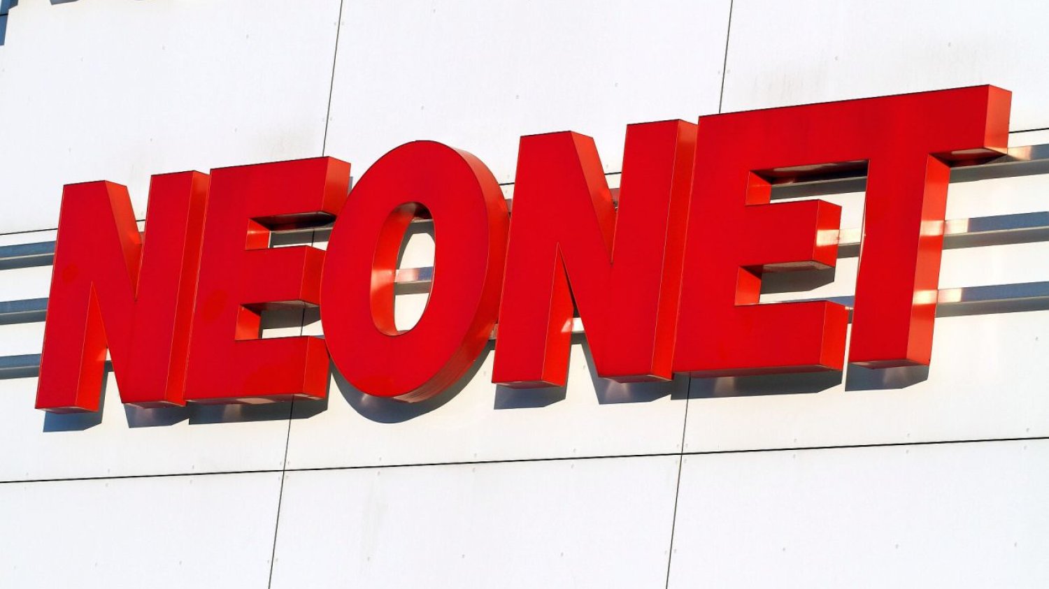 Neonet, sieć z elektroniką, złożyła wniosek o upadłość