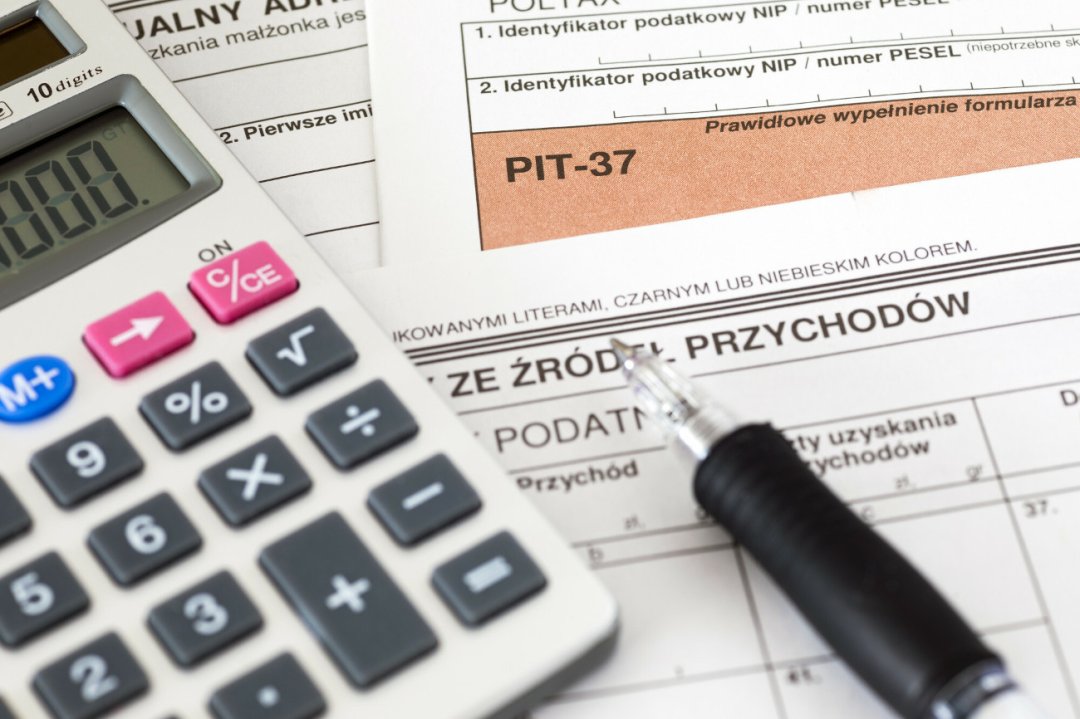 Jak obliczyć podatek dochodowy 2021 wzór INNPoland.pl