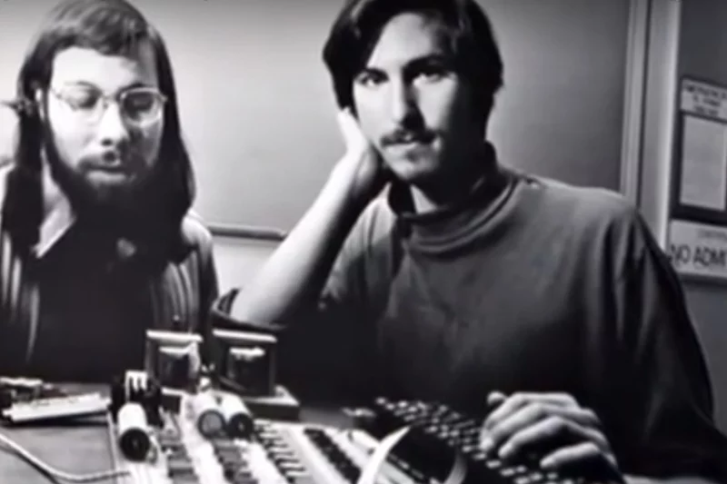 Steve Wozniak i Steve Jobs na początku Apple.