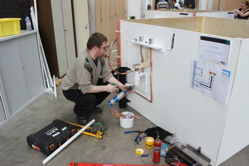 Na Amazonie będzie można teraz zamówić fachowca - hydraulika, malarza czy elektryka.