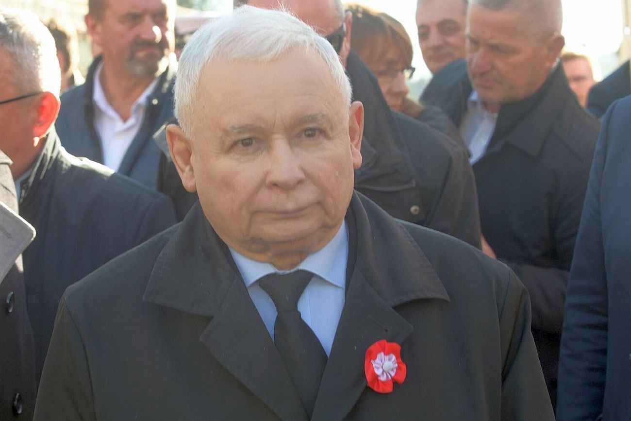 Kaczyński mówi, że polskie zarobki gonią japońskie. To nieprawda