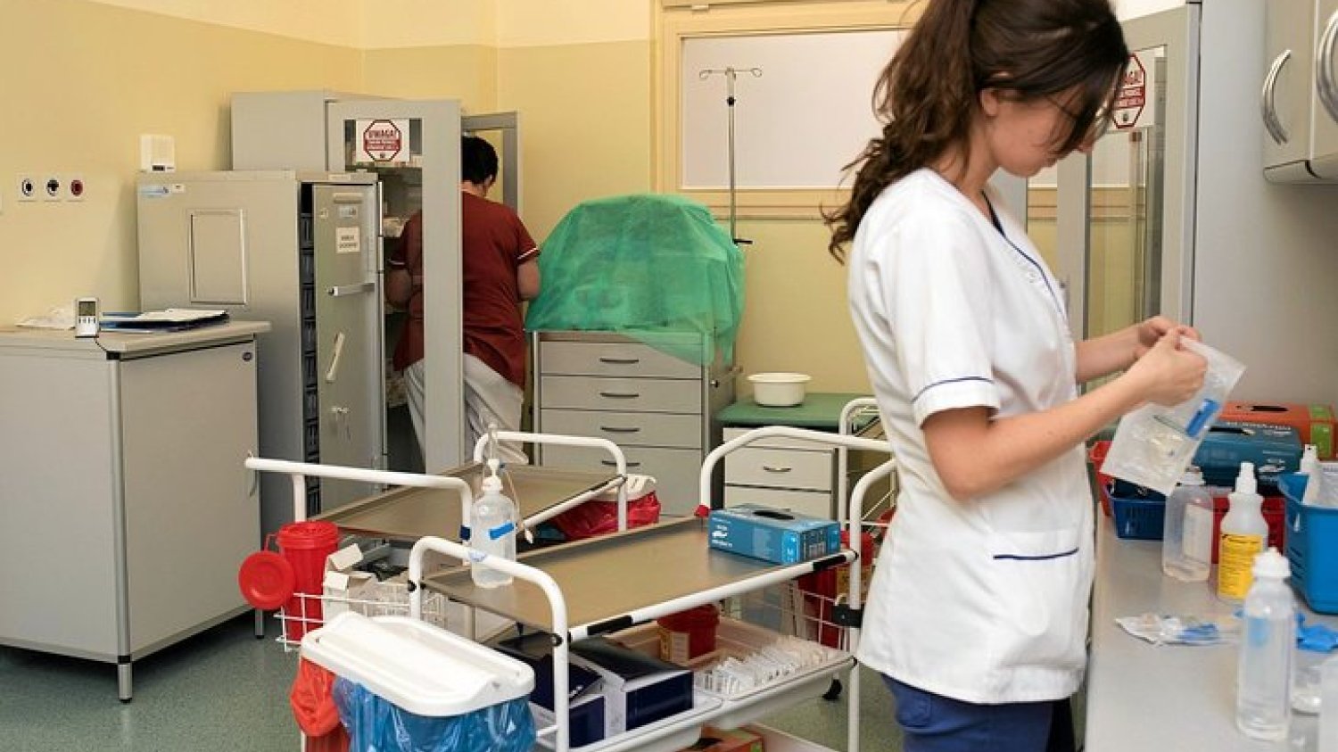 Medicover Polska obniża pensje wszystkich pracowników o 15 proc.